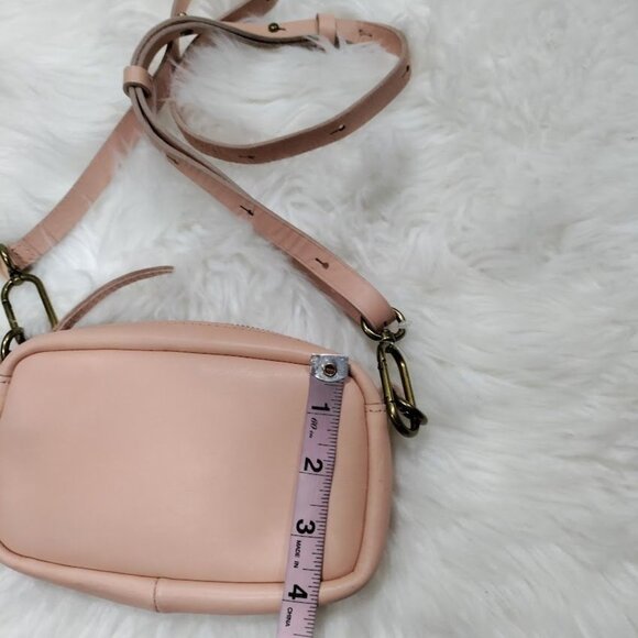 Madewell The Leather Carabiner Mini Crossbody Bag, Muted Shell Pink NWT - Picture 10 of 12